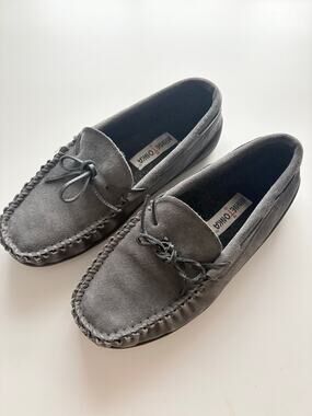 🧺 5 for $25 Sale Minnetonka Mens Sherpa Hardsole Moccasin Slipper Size 9 Gray